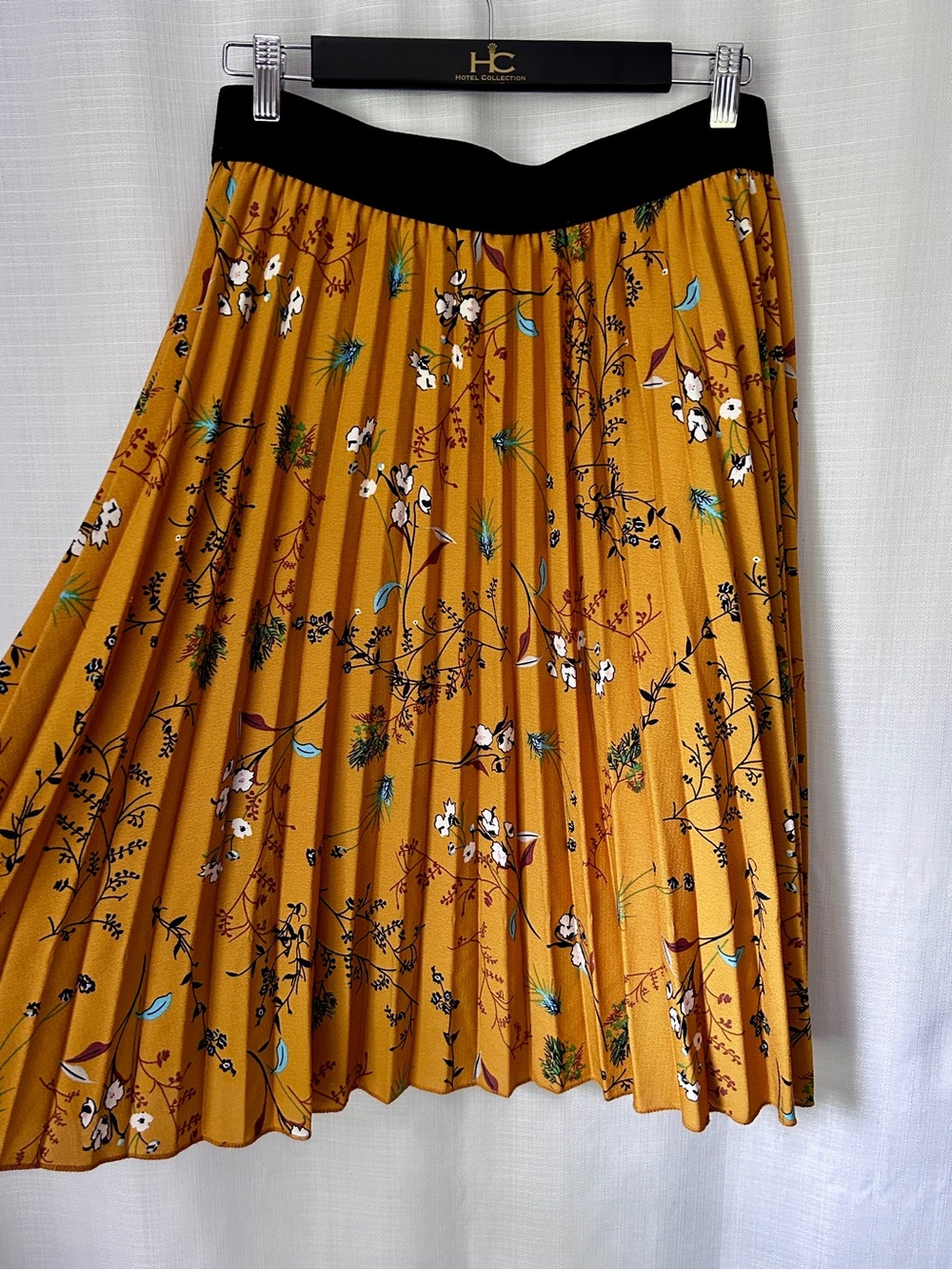 Metro Wear Pleated Floral Skirt NWT XL